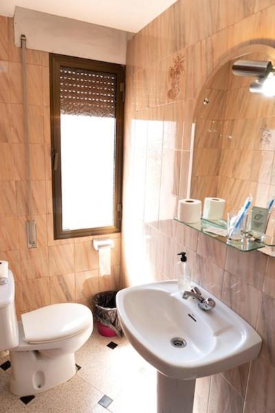 Hostal La Melchora Posadas Bagian luar foto